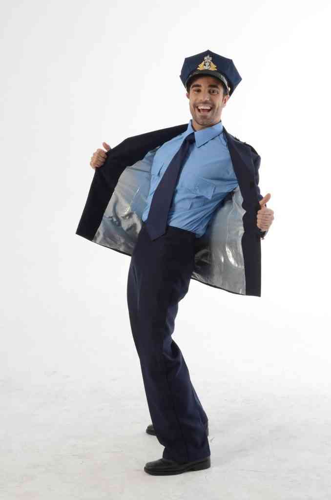 12188073 1489947757966300 2729685780554796570 o 678x1024