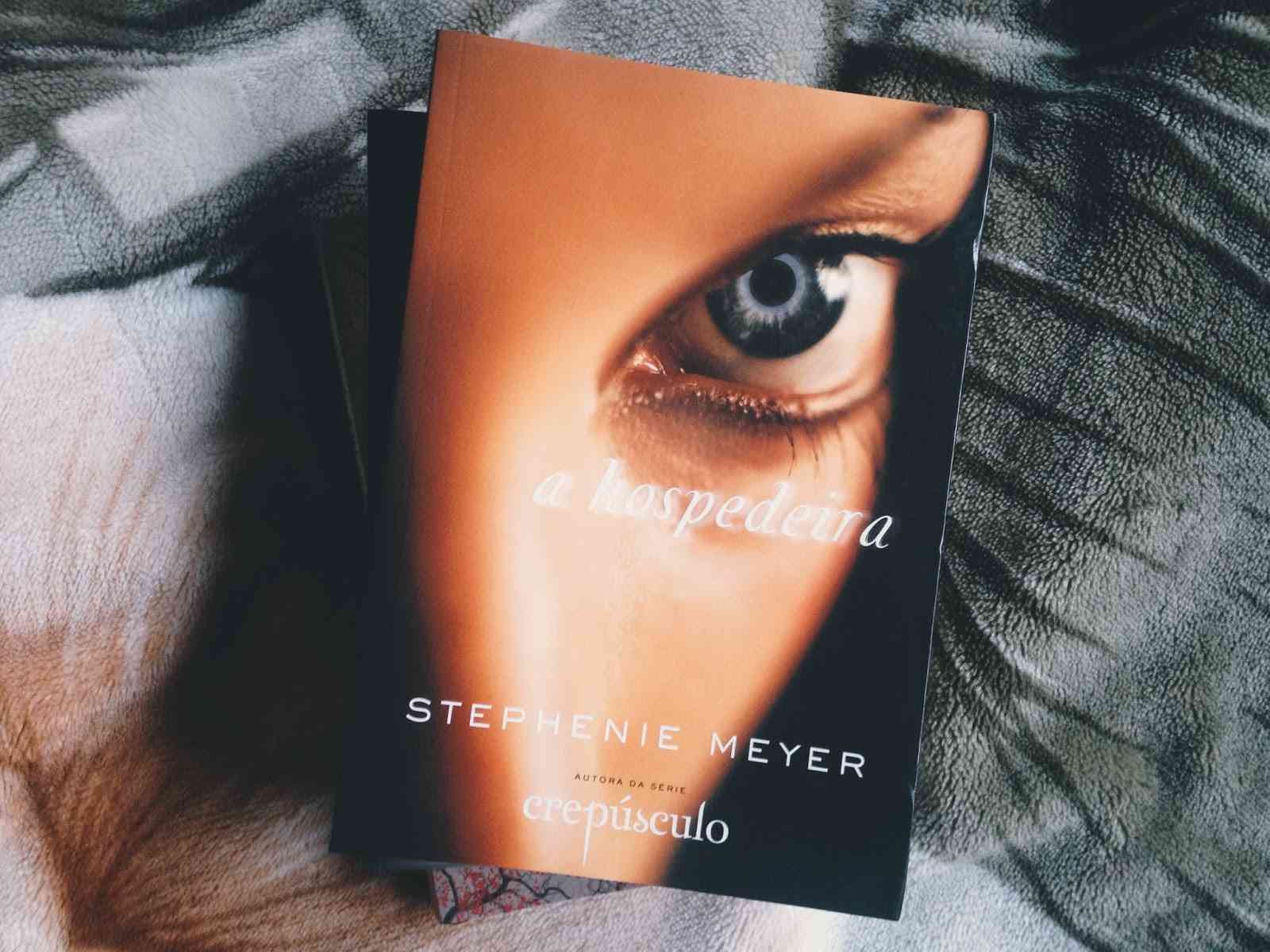 Os livros que mais deixaram a desejar em 2017 4 a hospedeira