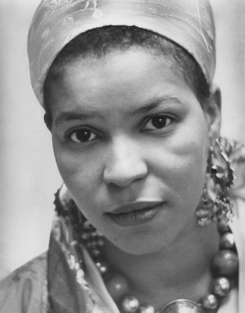 7 Peças Teatrais que Redefiniram os Palcos 5 Ntozake Shange