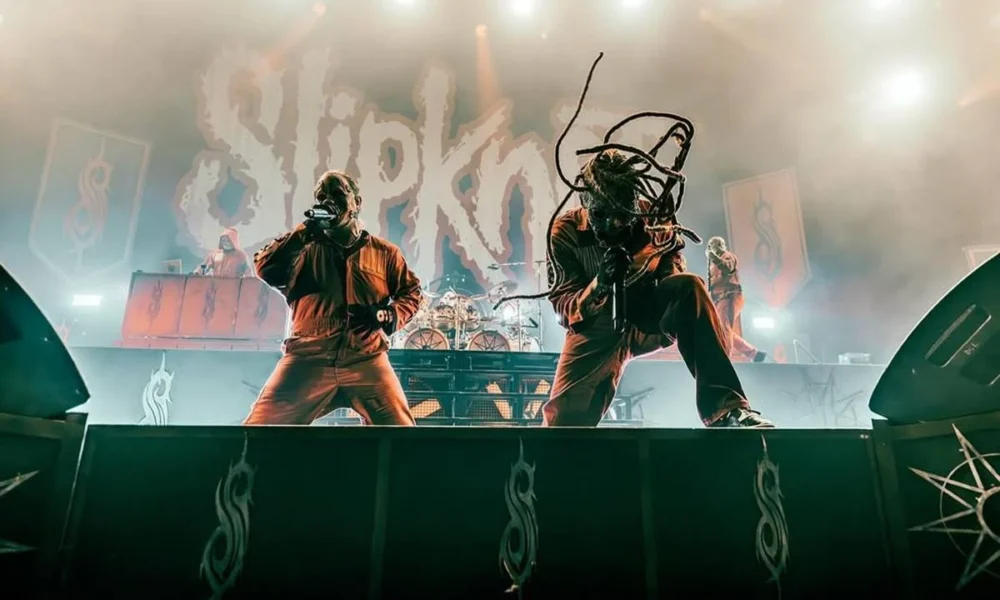 Vocais do Slipknot em apresentação em Los Angeles, 2024.