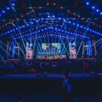 “A Mim Meus X-Men” | O Impactante Painel de HQ na CCXP24 Fotografia da plateia animada no palco Thunder da CCXP24 na quinta-feira. Imagem para a Matéria de anúncios da Crunchyroll.