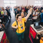 Fila da CCXP24 na Quinta-feira.