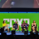 Elenco de Vale Tudo reunido para painel na CCXP24 com novidades para 2025.