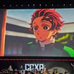 Imagem do painel da Crunchyroll sobre Demon Slayer, na CCXP24, que contou com a primeira exibição do trailer da próxima trilogia da franquia.