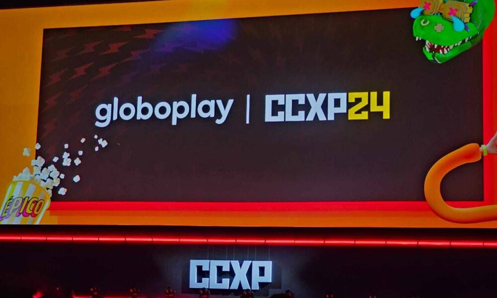 Telão de apresentação da Globoplay no Palco Thunder da CCXP24 antes das estreias serem anunciadas. Fotografia para a matéria de "Vermelho Sangue".