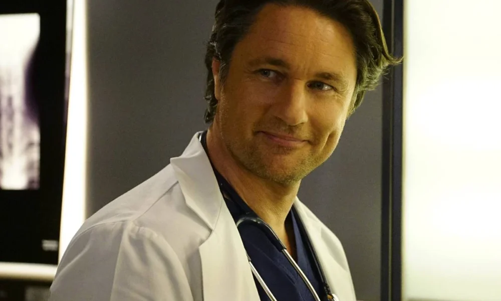 Martin Henderson como Nathan Riggs em Grey's Anatomy no episódio "True Colors". Série está disponível no Disney Plus.