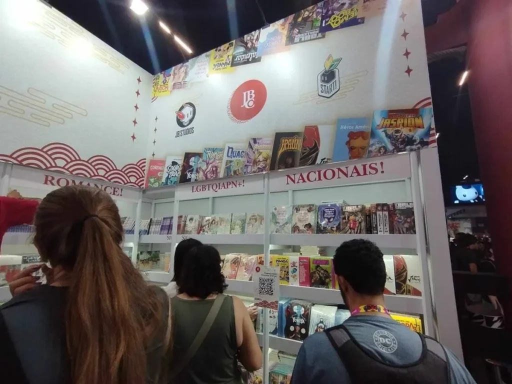 Editora JBC | Novidades para 2025 no Estande na CCXP24 1 jbc estande ccxp24 geovane franchim 2