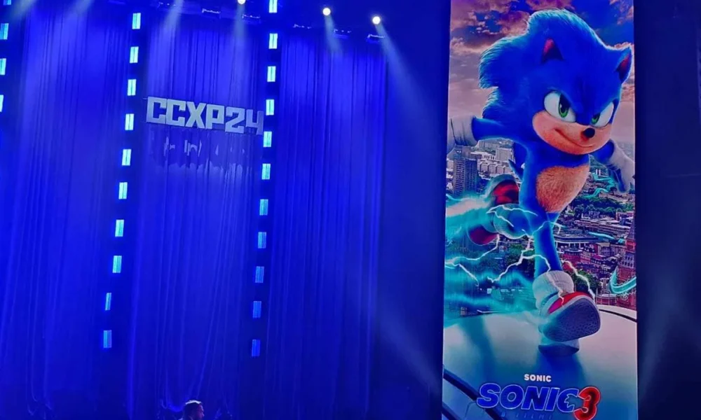 Telão de apresentação de Sonic 3 no Palco Thunder da CCXP24 antes dos atores entrarem no palco.