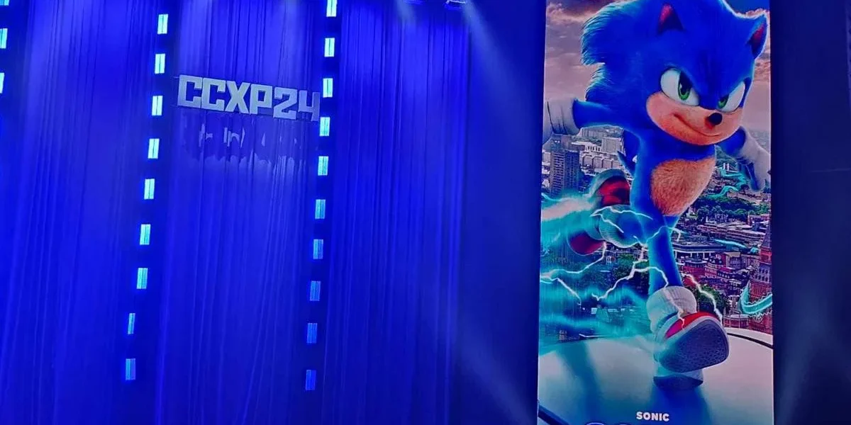 Telão de apresentação de Sonic 3 no Palco Thunder da CCXP24 antes dos atores entrarem no palco.