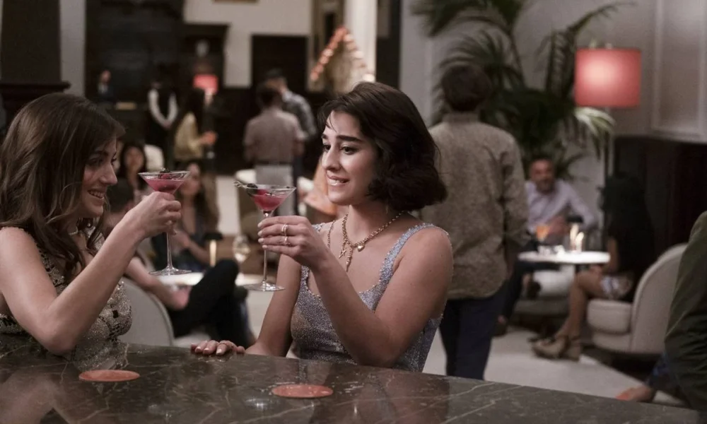 Captura de tela utilizada como divulgação de White Lotus, que recebe uma terceira temporada em 2025 na Max.