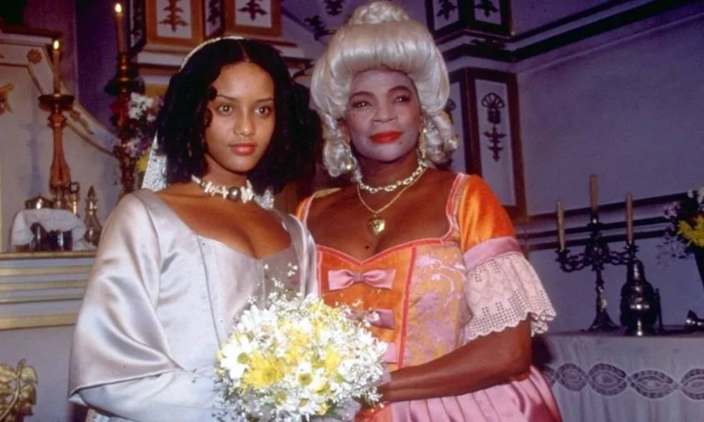 Xica da Silva, com Taís Araújo e Zezé Mota em destaque. Foto do Acervo Globo.