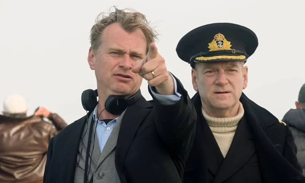 Christopher Nolan nas gravações de Dunkirk (2017).