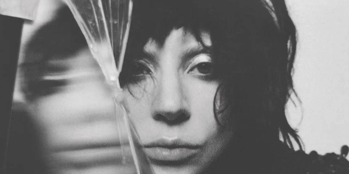 Mayhem | “LG7”, Álbum de Lady Gaga Tem Data de Estreia Confirmada Capa do álbum "Mayhem", de Lady Gaga.