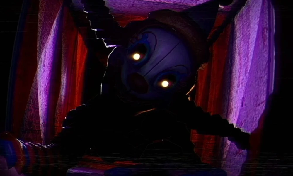 O Mimic de "Five Night's at Freddy" dando um jumpscare no jogador.