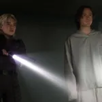 Imagem com a Viúva Negra (esquerda) e Sentinela (direita) em "Thunderbolts*".