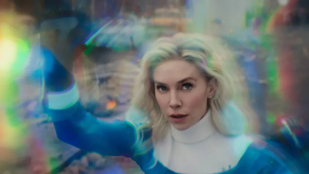 Quarteto Fantástico – Primeiros Passos | Nova Fase, Em Busca de Diferentes Resultados 1 Vanessa Kirby no seu uniforme de Mulher Invisível em "Quarteto Fantástico: Primeiros Passos", com um efeito de filtro de distorção ao seu redor, como uma onda psíquica.