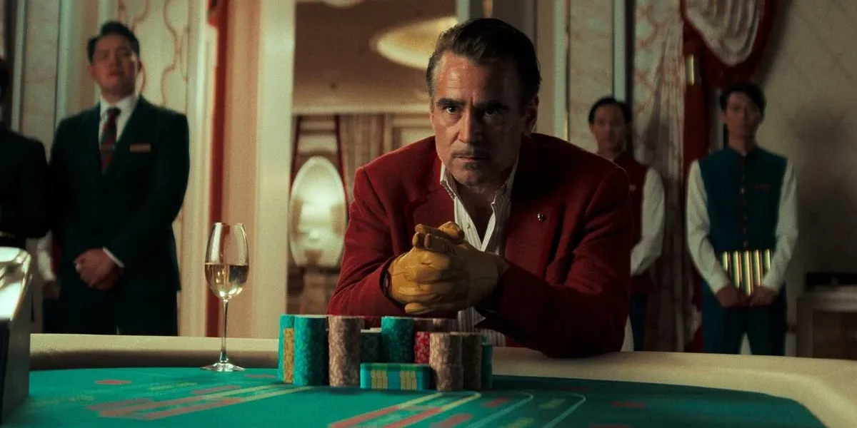Colin Farrell como Lord Doyle, em um cassino, no filme "A Balada de um Jogador".