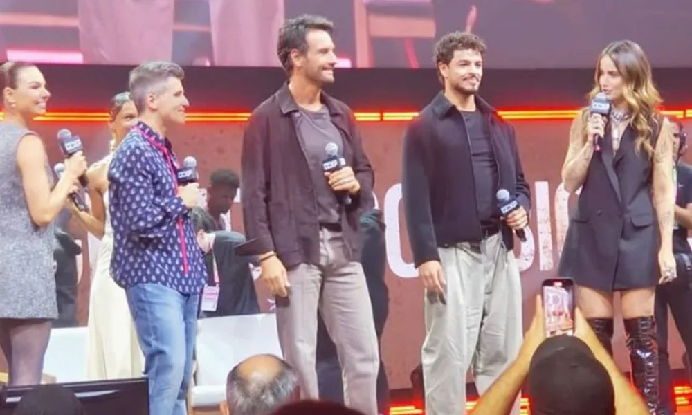 Elenco de "Corrida dos Bichos", filme de 2026, na CCXP25.