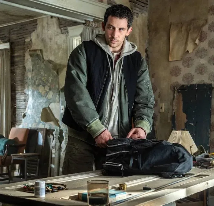 Josh O'Connor como protagonista de "Dia D"("Disclosure Day") no trailer do filme dirigido por Steven Spielberg.