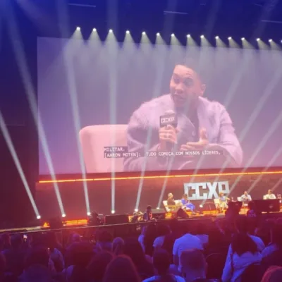 Painel da série Fallout na CCXP25