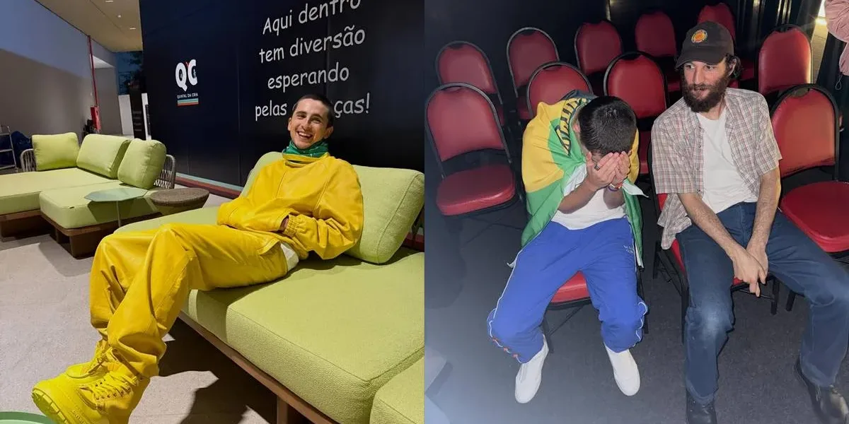 Colagem de fotos na horizontal com duas fotos de Timoothée Chalamet no Brasil para a CCXP25, na esquerda com roupa toda verde e amarela num sofá, e na direita cobrindo o rosto, fazendo pose, em cadeiras vermelhas.