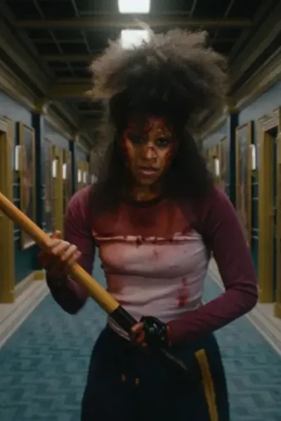 Zazie Beetz em cena do filme Eles Vão Te Matar