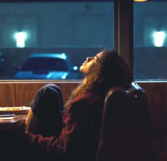 Zendaya em cena da série Euphoria