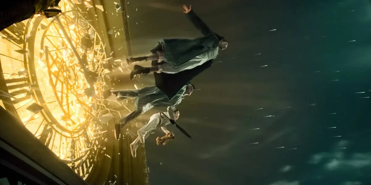 Cena em que protagonistas rompem o Big Ben em "Peter Pan & Wendy", live-action de 2023.