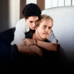 Diná abraçando Alexandre na novela "A Viagem", de 1994.