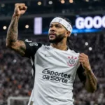 Corinthians para as oitavas de final da Copa do Brasil 2026. Memphis Depay em destaque. Imagem gerada por IA.