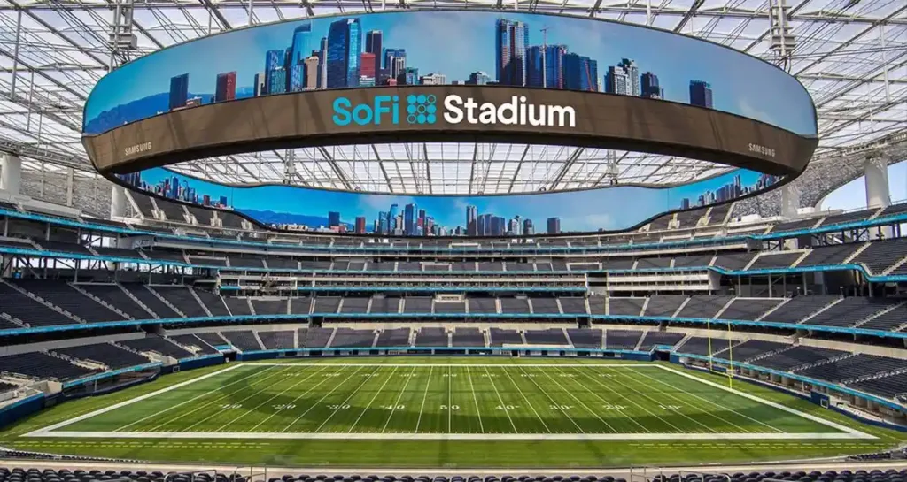 Copa do Mundo 2026 | Os Estádios Que Vão Fazer História 1 Esta imagem mostra o SoFi Stadium em Inglewood, Califórnia, em visão interna.