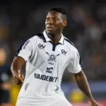 Patrick de Paula com uniforme do Remo. Imagme gerada por IA.