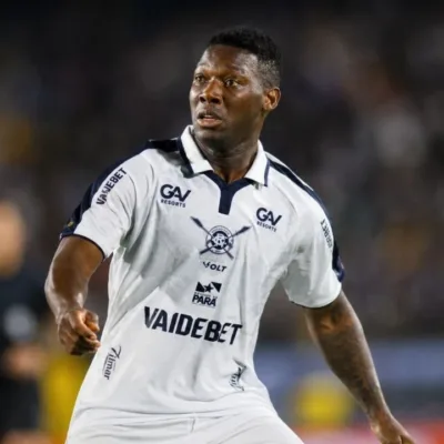 Patrick de Paula com uniforme do Remo. Imagme gerada por IA.