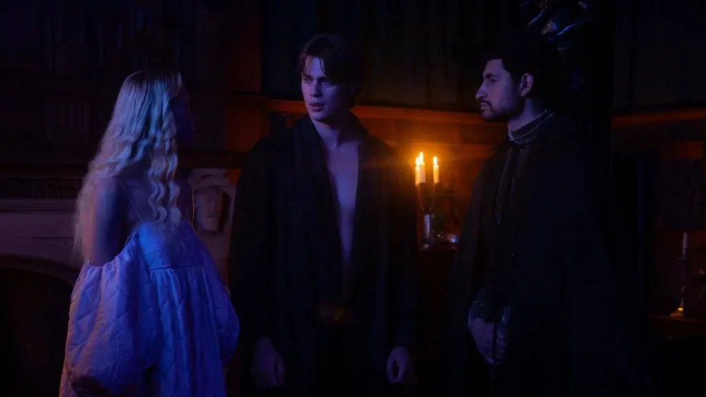 Esta imagem apresenta os atores Maika Monroe, Nicholas Galitzine e Amir El-Masry no filme de fantasia épica "100 Nights of Hero".