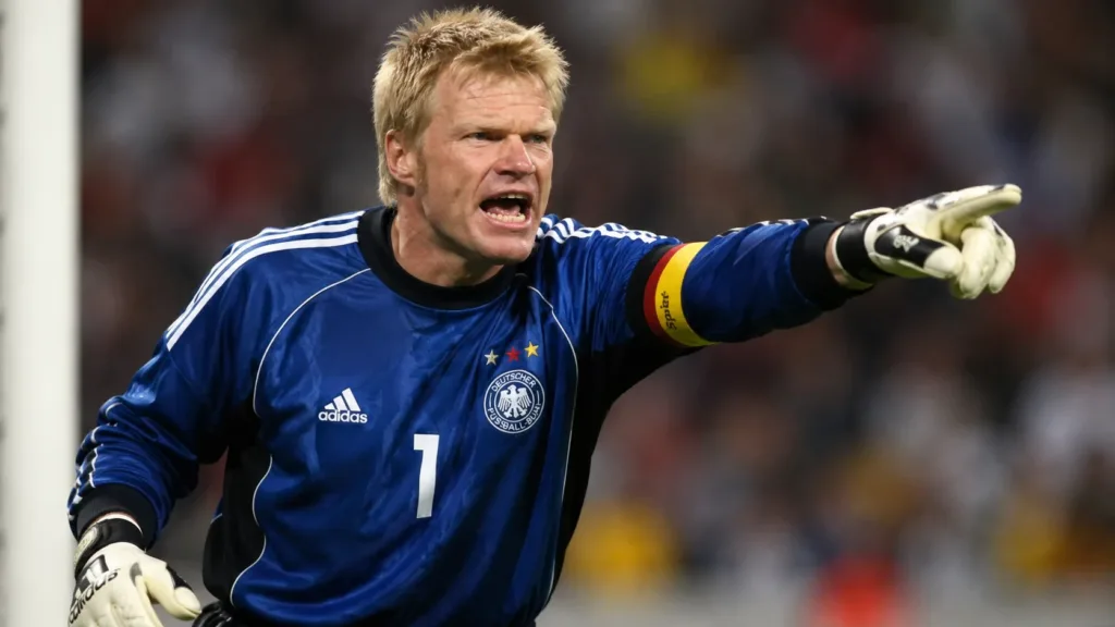 Copa do Mundo | 8 Goleiros que Fizeram História nos Mundiais 6 Copa do Mundo Oliver Kahn pela seleção da alemanha