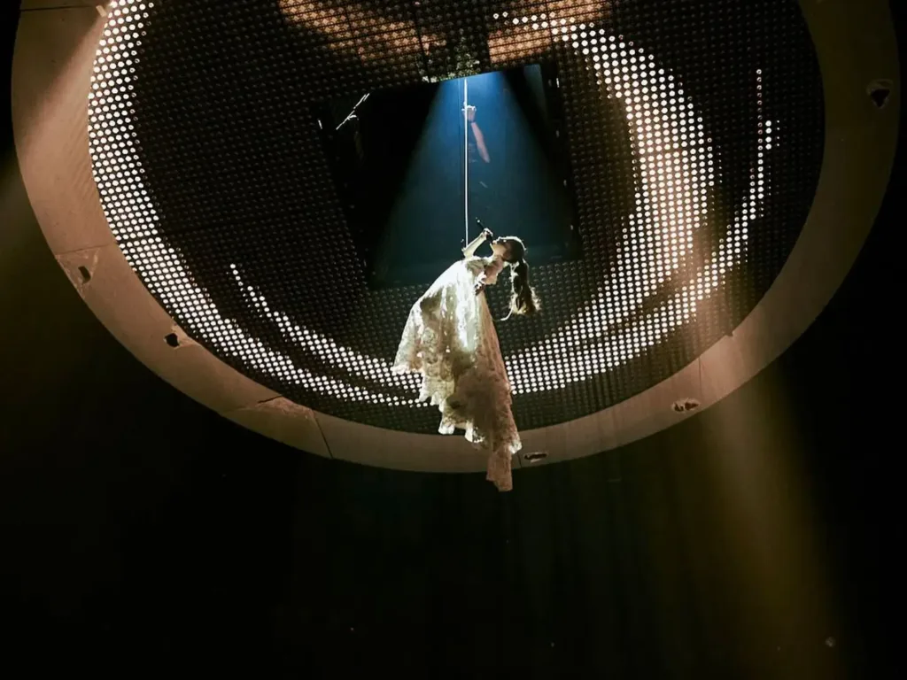 The Eternal Sunshine Tour | O Retorno de Ariana Grande aos Palcos 1 The Eternal Sunshine Tour