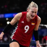 Volei feminino: Jogadora Comemorando