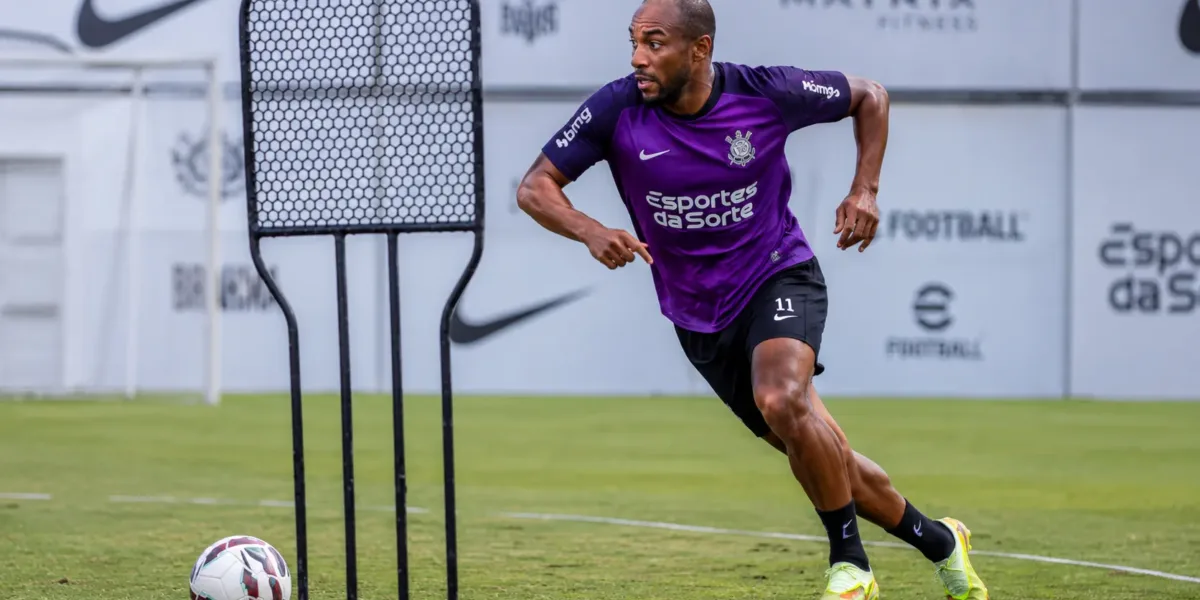 Ceará Inicia Preparação Para Duelo Contra o Botafogo/SP no Castelão Ceará inicia treinos antes de jogo