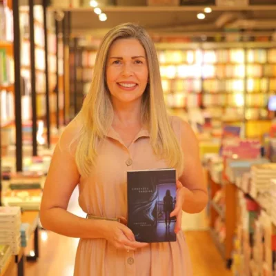 Cristina Padilha Autora Conexões Tardias