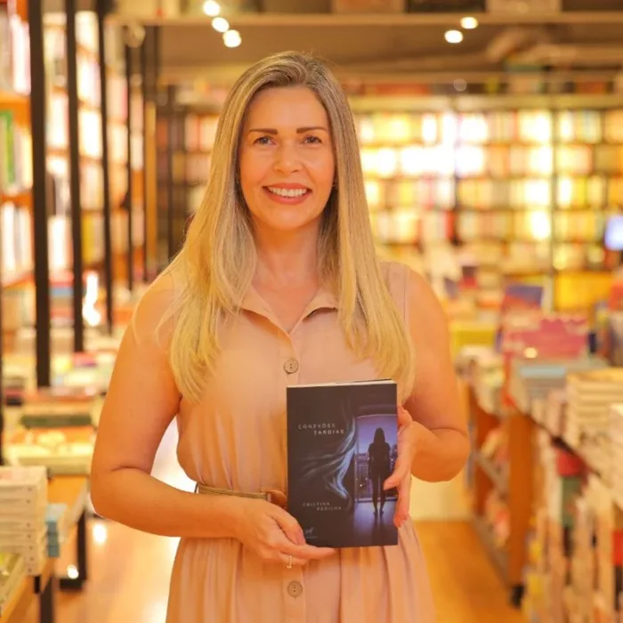 Cristina Padilha Autora Conexões Tardias