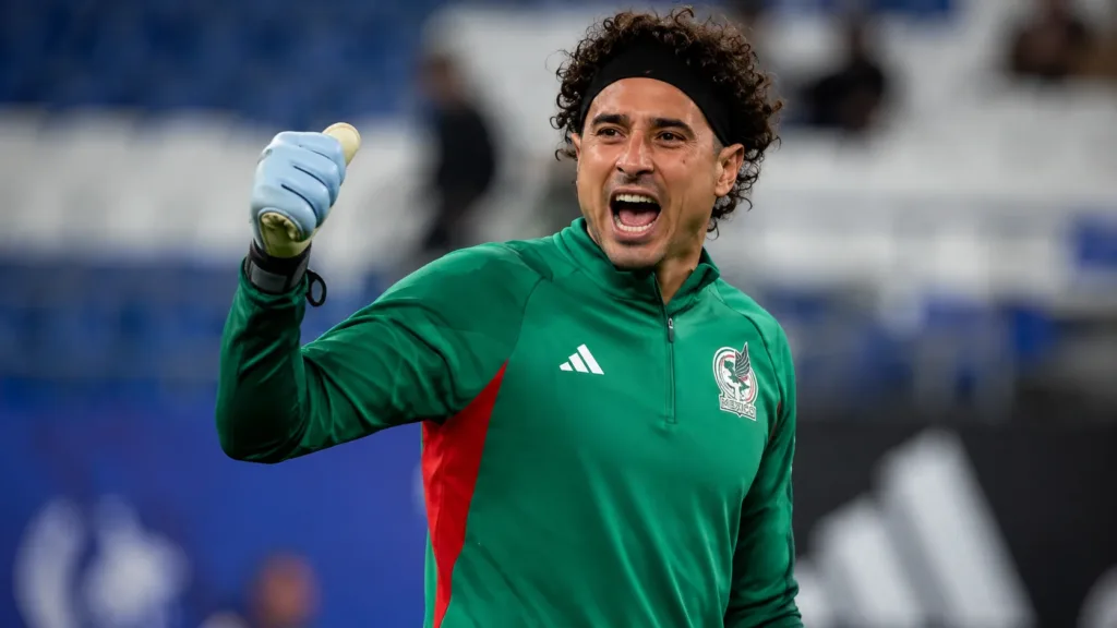 Copa do Mundo: Ochoa 