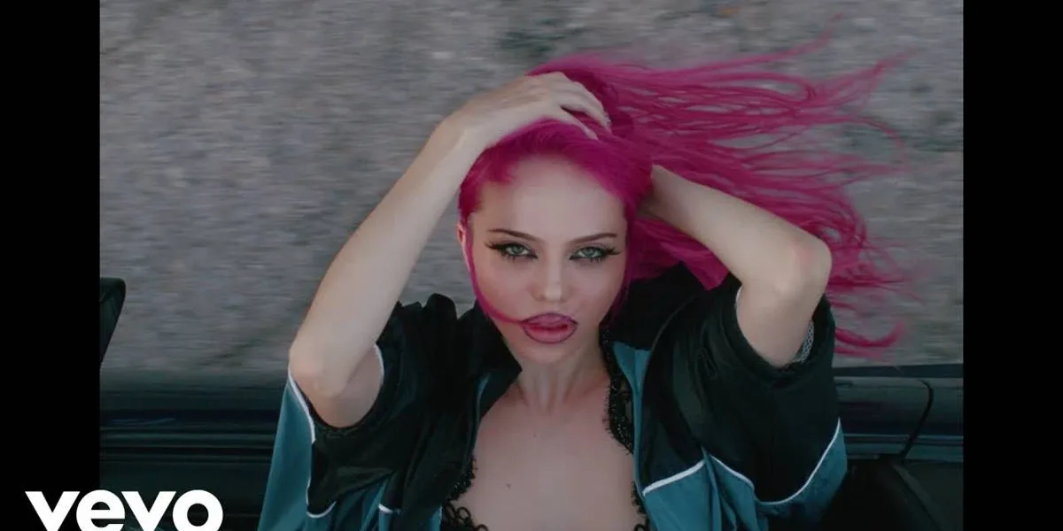 Ain’t in LA | O Pop Não Pertence Mais a Los Angeles Adéla Jergova YouTube LA 1