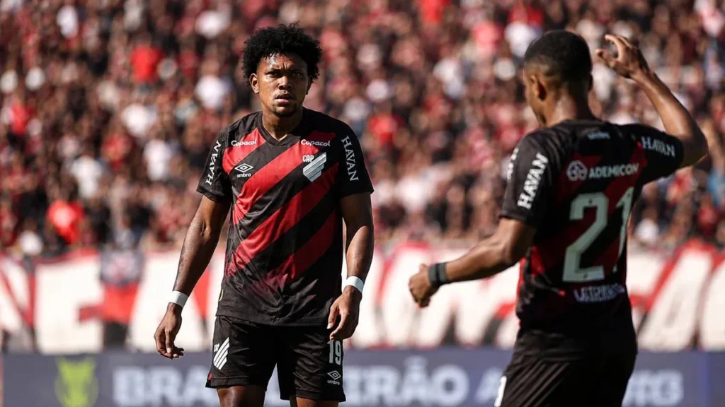 Athletico é Batido pelo Bragantino em Último Teste Antes do Brasileirão 1 Jorge Rivaldo Athletico PR amistoso red bull bragantino 2026