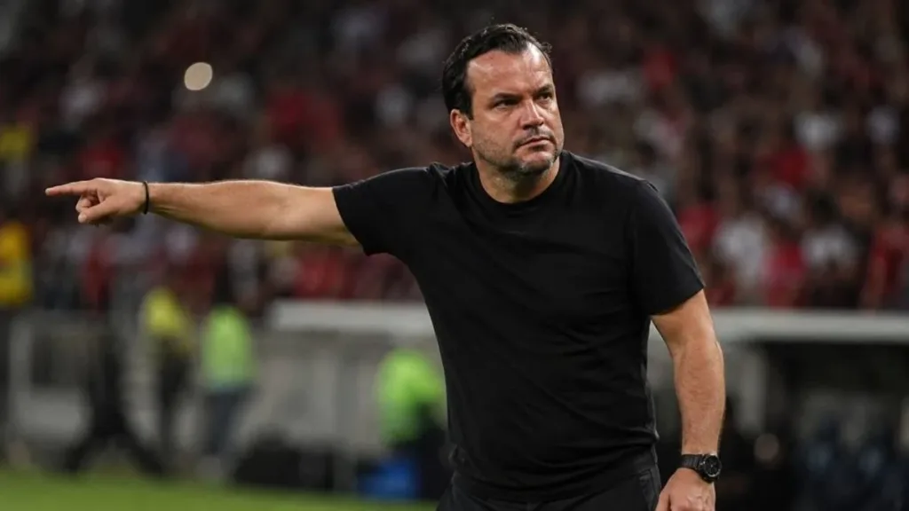 Ceará Inicia Preparação Para Semana Decisiva Com Foco no Duelo Diante do CRB 1 Daniel Paulista técnico ceará 2026 1
