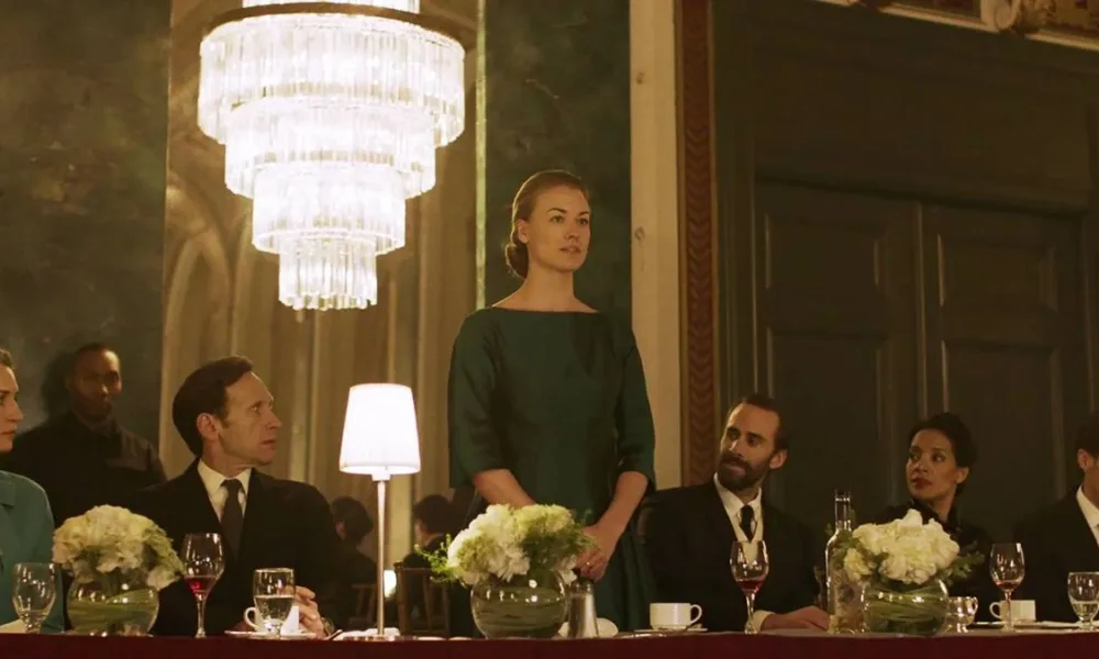 The Handmaid's Tale O Conto de Aia Disney Plus S1E9 1
