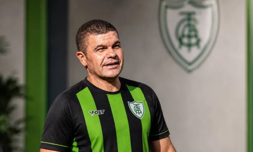 Umberto Louzer técnico América 2026