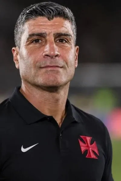 Vasco Pedro Emanuel IA
