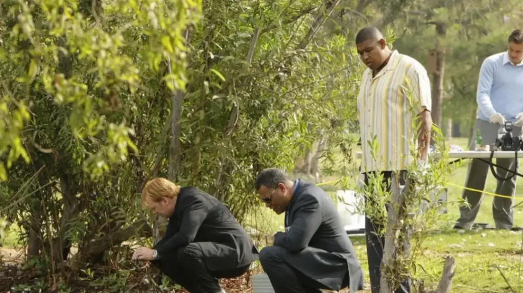 CSI: Miami | 12 Curiosidades que Talvez Você Não Saiba 7 Equipe Forense CSI Miami em cena