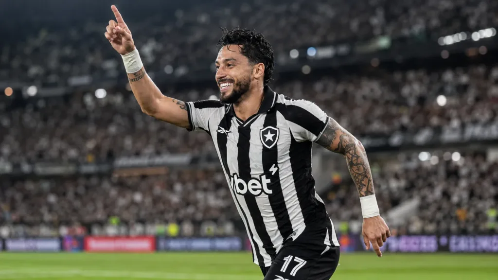 Botafogo Renova Com Alex Telles Até 2028 E Garante Permanência De Um Dos Líderes Do Elenco 1 Alex Telles Botafogo 02