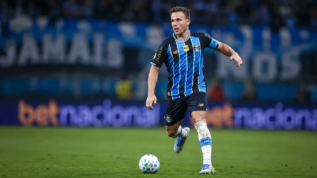 Arthur reforço do Santos pelo Grêmio
